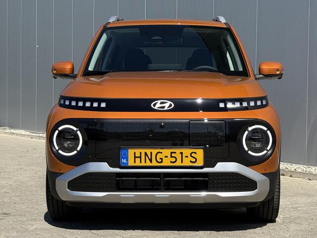 Hyundai INSTER Evolve Sky Plus 49 kWh / Airco/ Cruise control / Apple carplay/Android Auto / Automaat / Stoel en Stuurverwarming / Schuif-/kanteldak /