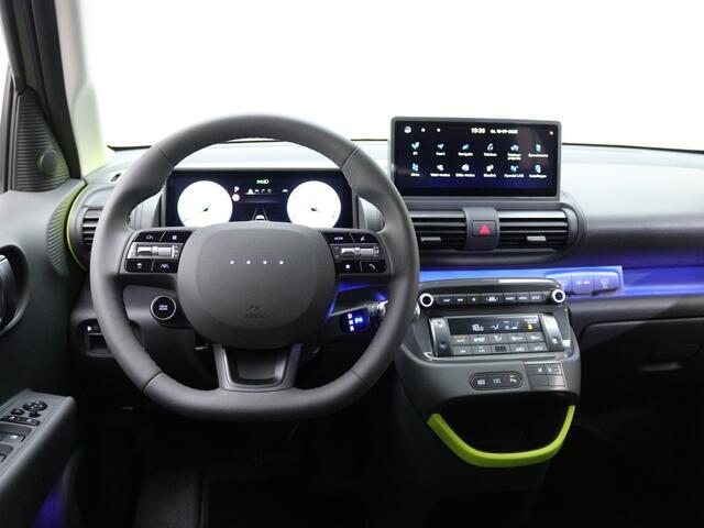 Hyundai INSTER Cross 49 kWh | Met dakrek | Uit voorraad leverbaar!