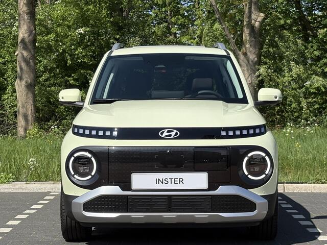 Hyundai INSTER Evolve 49 kWh |¤2515 KORTING|VOORRAAD|360 CAMERA|STOEL/-STUURVERWARMING|DODEHOEKDETECTIE|