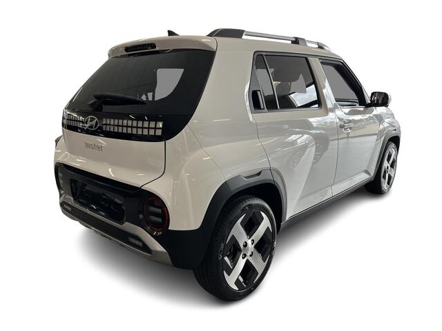 Hyundai INSTER Evolve 49 kWh | 3.500,- korting | Uit voorraad leverbaar | Winter Pack |