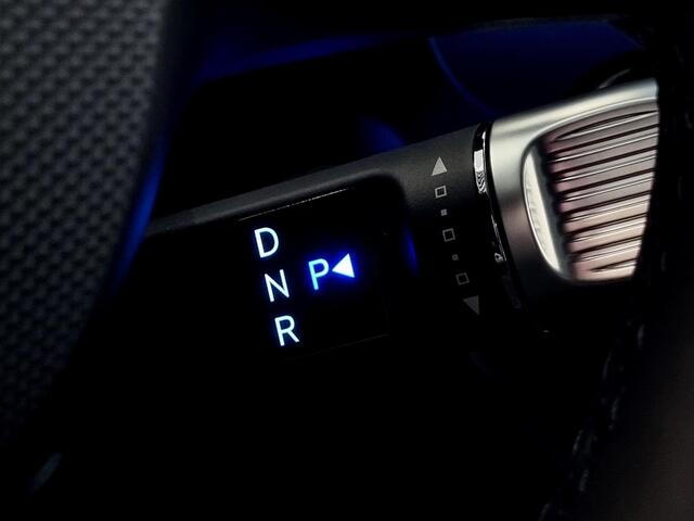 Hyundai INSTER Evolve 49 kWh / UIT VOORRAAD / Winter & Tech pack/ ¤3000 Inruilvooroordeel / Warmtepomp / Stoel- & Stuurverwarming / Climate Control / Adaptive Cruise Control /