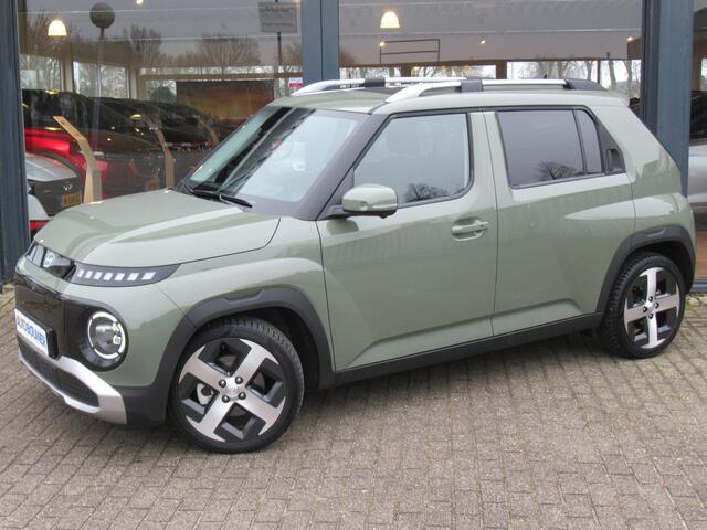 Hyundai INSTER Evolve Sky Plus 49 kWh 1e eigen | Winter Pack |Tech Pack | Schuifdak | 360 Camera