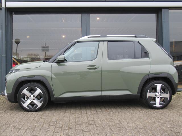 Hyundai INSTER Evolve Sky Plus 49 kWh 1e eigen | Winter Pack |Tech Pack | Schuifdak | 360 Camera