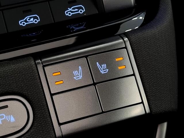 Hyundai INSTER Evolve Sky 49 kWh / Uit Voorraad Leverbaar / ¤3500,- Voordeel / Direct Beschikbaar / Winter Pack /