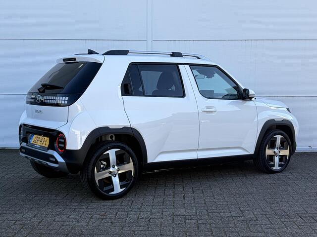 Hyundai INSTER Evolve Sky 49 kWh /Winter & Tech Pack /Apple Carplay & Android Auto / Adaptieve Cruise control/ Airco Climate Control / Navigatie / 3-fase laden