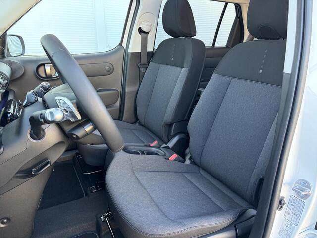 Hyundai INSTER Evolve Sky 49 kWh /Winter & Tech Pack /Apple Carplay & Android Auto / Adaptieve Cruise control/ Airco Climate Control / Navigatie / 3-fase laden