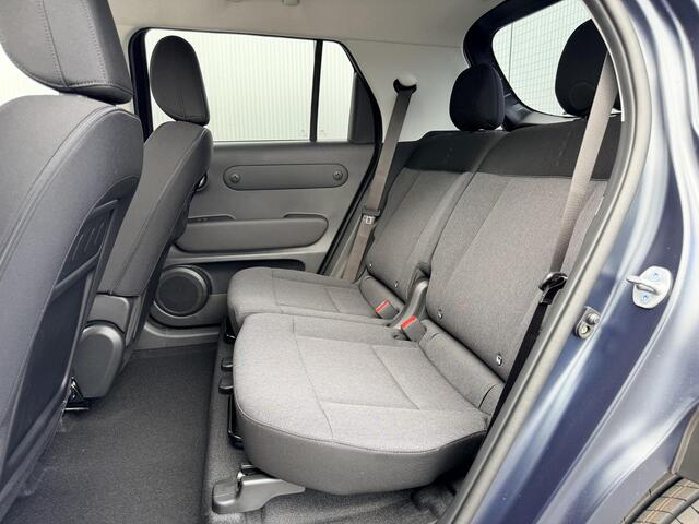 Hyundai INSTER Evolve 49 kWh / ¤3000 Voordeel / LED Verlichting / 17 Inch / Dynamische Navigatie / Achteruitrijcamera / Parkeersensoren Voor + Achter /