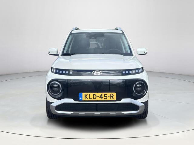 Hyundai INSTER Evolve Sky 49 kWh | Apple Carplay/Android Auto | Achteruitrijcamera | Batterijverwarming | Schuif/kantel dakje | Adaptief Cruise Control | Stoel/stuurverwarming |