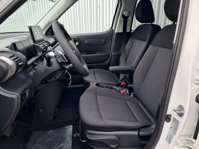Hyundai INSTER Evolve 49 kWh / ¤3000,- Voordeel / Snel Leverbaar / Navigatie / Apple & Android carplay / Adaptieve cruise control / 360º Camera /