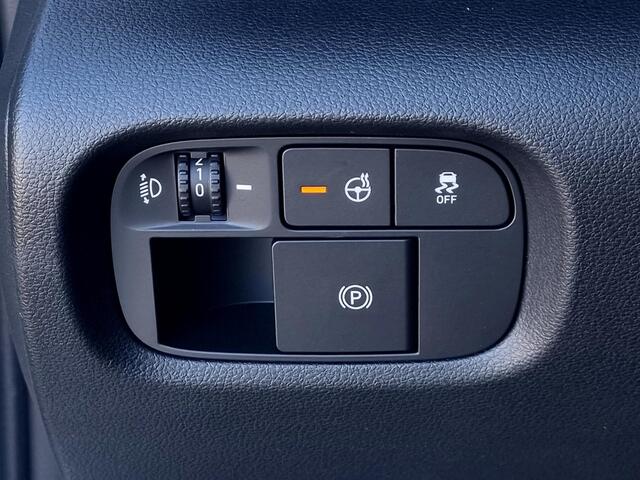 Hyundai INSTER Pulse + WTR 49 kWh / ¤ 3.000,- Voordeel op de nieuwprijs / Rijklaarprijs / Direct leverbaar / Winterpack / Warmtepomp / Navigatie / Apple Carplay & Android Auto / 5 Jaar Fabrieksgarantie /