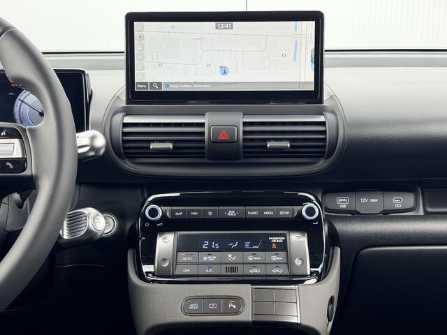 Hyundai INSTER Pulse 49 kWh / Demo Deal / 370 KM WLTP / Dynamische Navigatie / Achteruitrijcamera / Climate Control / Adaptive Cruise Control / Verschuifbare Achterbank / Leder Stuurwiel / 15 Inch Lichtmetaal /