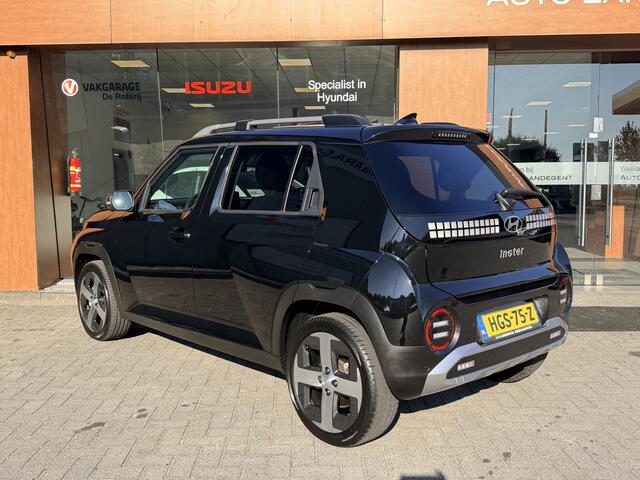 Hyundai INSTER Evolve Plus 49 kWh Apple/Android carplay | LM-velgen |Stoelverwarming | Warmtepomp