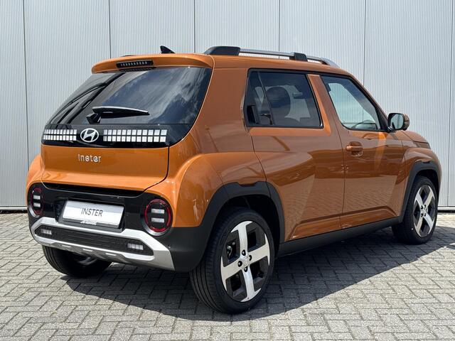 Hyundai INSTER Evolve Sky Plus 49 kWh / Rijklaarprijs incl ¤ 3.000 korting nu voor ¤ 30.040,- / Winterpakket / Tech Pakket / Open dak /