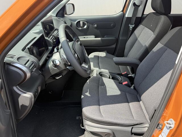 Hyundai INSTER Evolve Sky Plus 49 kWh / Rijklaarprijs incl ¤ 3.000 korting nu voor ¤ 30.040,- / Winterpakket / Tech Pakket / Open dak /