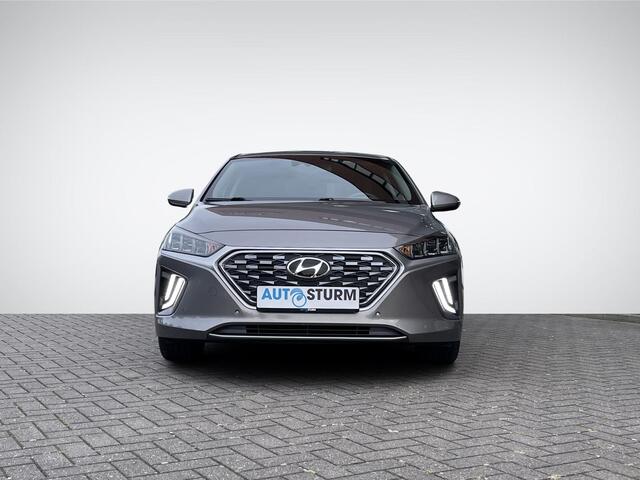 Hyundai IONIQ 1.6 GDi Comfort Plus | Adapt. Cruise Control | Apple Carplay/Android Auto | Keyless Entry | Navigatie | Camera | Premium Audio | Rijklaarprijs!