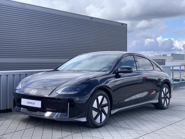 Hyundai IONIQ 6 Connect 53 kWh Volledig Elektrisch met 429 KM RANGE WLTP, Navigatie en Stoelverwarming Uit voorraad leverbaar!