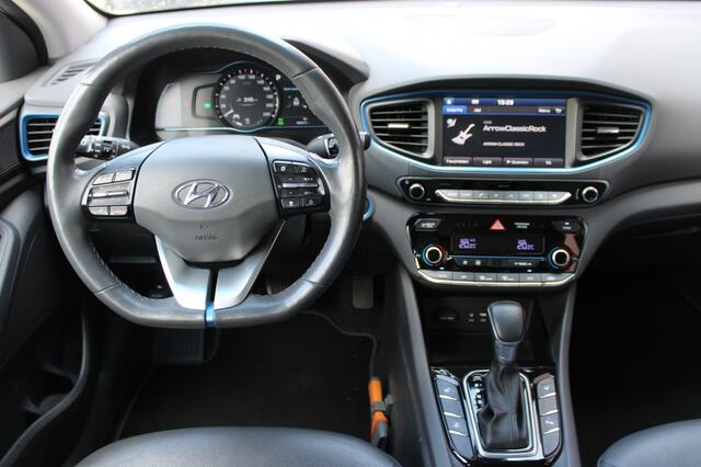 Hyundai IONIQ 1.6 GDi Hybrid First Edition Automaat