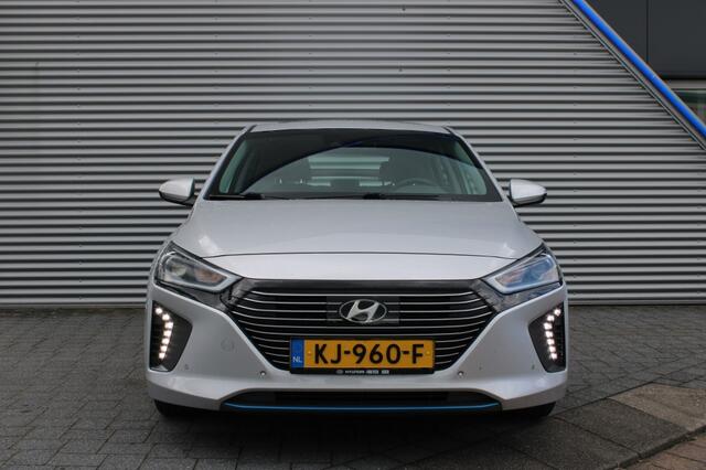 Hyundai IONIQ 1.6 GDi Hybrid First Edition Automaat