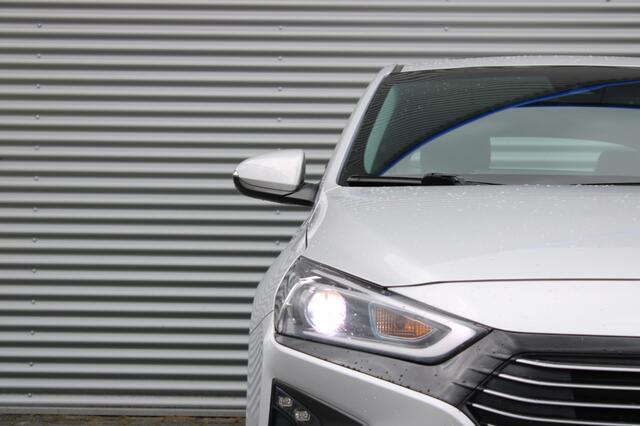 Hyundai IONIQ 1.6 GDi Hybrid First Edition Automaat