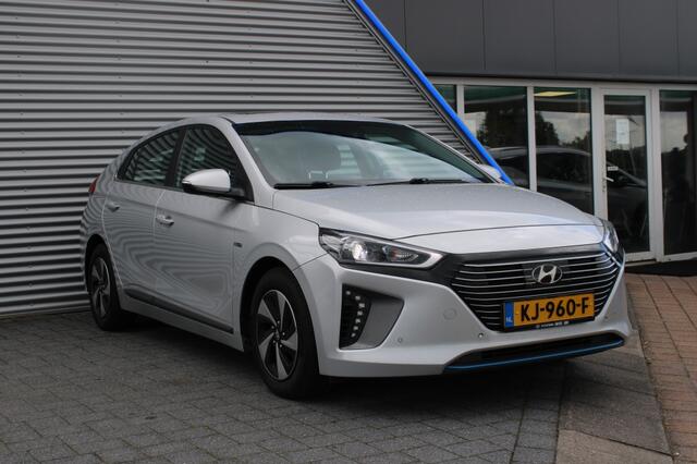 Hyundai IONIQ 1.6 GDi Hybrid First Edition Automaat