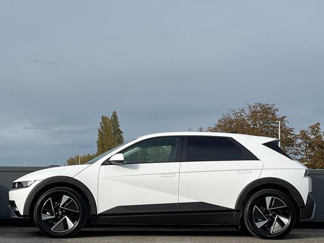 Hyundai IONIQ 5 Connect+ 84 kWh | NIEUW MODEL | 84 KWH ACCUPAKKET | STOEL/-STUUR VERWARMING | WARMTEPOMP |