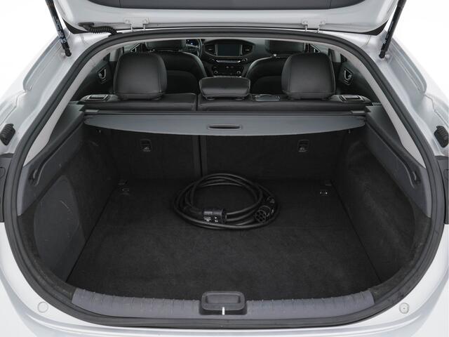 Hyundai IONIQ Comfort EV Aut. *VOLLEDER | FULL-LED | INFINITY-AUDIO | NAVI-FULLMAP | CAMERA | LANE-ASSIST | ADAPTIVE-CRUISE | COMFORT-SEATS | 16"ALU*
