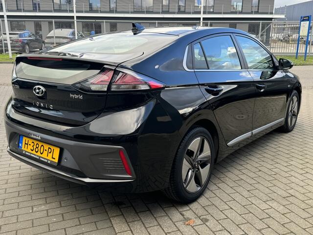 Hyundai IONIQ 1.6 GDi Comfort Plus | Navigatie | Achteruitrijcamera | Cruise c