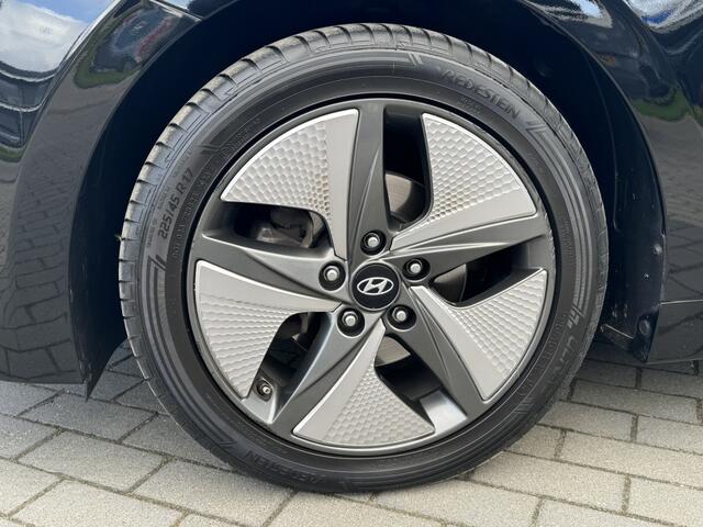 Hyundai IONIQ 1.6 GDi Comfort Plus | Navigatie | Achteruitrijcamera | Cruise c