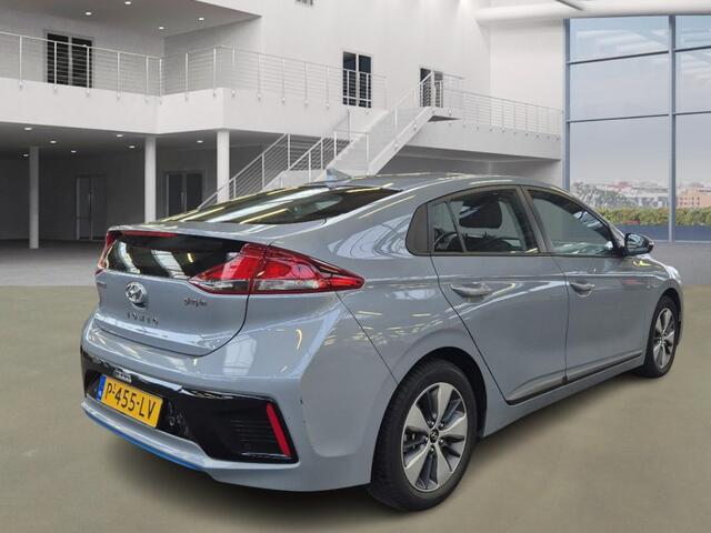 Hyundai IONIQ 1.6 GDi PHEV i-Motion