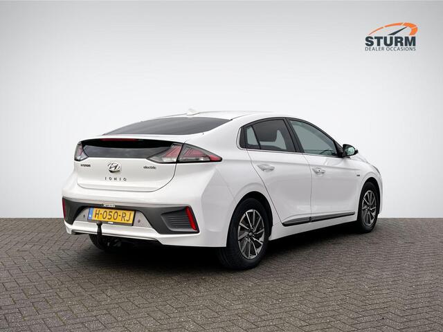 Hyundai IONIQ Comfort EV 38 kWh *SUBSIDIE MOGELIJK!* | Navigatie | Camera | Adapt. Cruise Control | Stoelverwarming | Apple Carplay/Android Auto | Rijklaarprijs!