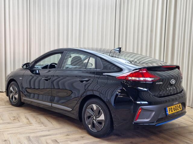 Hyundai IONIQ 1.6 GDi i-Motion EXPORT Camera / Adaptive Cruise / ECC Clima / Lane Assist / 15'' LMV / Org.NL!