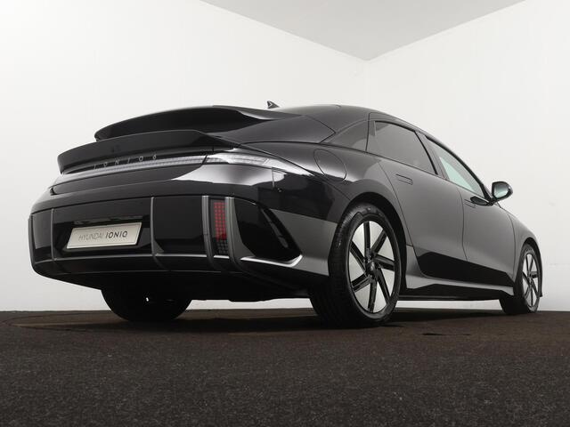 Hyundai IONIQ 6 Connect 77 kWh | NIEUW | Snel leverbaar | ¤ 3.000,- Voordeel!