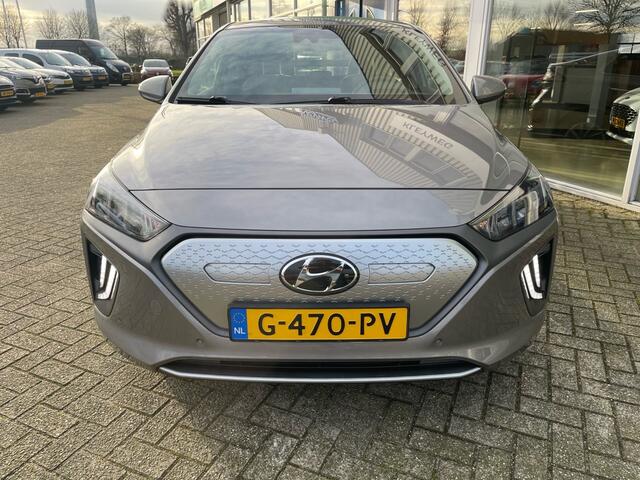 Hyundai IONIQ Premium EV 38 kWh, Nav, Carplay, Leder, Stoelverwarming