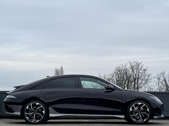 Hyundai IONIQ 6 Connect 77 kWh | Ultrasnel - snellaadtechnologie | Warmtepomp | 20''Bi-color lmv |