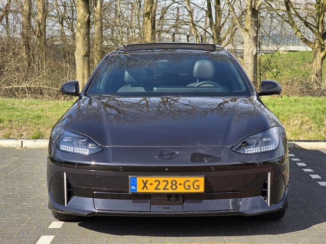 Hyundai IONIQ 6 First Edition AWD 77 kWh | Gelimiteerde oplage | Schuifkanteldak | 800 volt-snellaadtechnologie | Vehice-to-Load | 20''LMV | Bose |