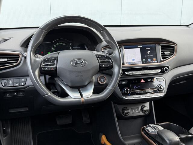Hyundai IONIQ Comfort EV Automaat Carplay/Camera.