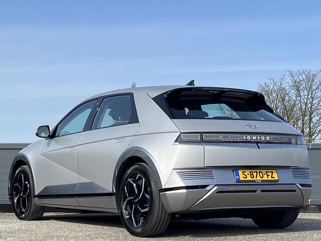 Hyundai IONIQ 5 Style++ 58 kWh | Warmtepomp | Camera & Pdc | Elektrische achterklep | Navigatie grote scherm | Lage kmstand |