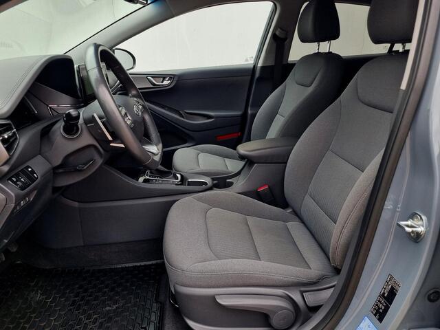 Hyundai IONIQ 1.6 GDi PHEV Plug-in Comfort Automaat / Trekhaak (Afneembaar) / Navigatie / Camera / Cruise Control Adaptief /