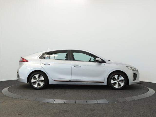 Hyundai IONIQ Comfort EV 28kWh | Navigatie | Airco | Carplay | Cruise Control
