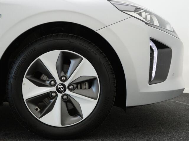 Hyundai IONIQ Comfort EV 28kWh | Navigatie | Airco | Carplay | Cruise Control
