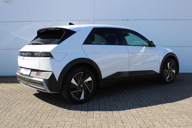 Hyundai IONIQ 5 Connect+ 84 kWh / ¤3000,- Voordeel Op Nieuwprijs / Rijklaarprijs / Direct Leverbaar /