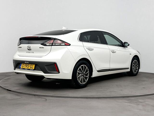 Hyundai IONIQ Premium EV 38 kWh | Electrische verstelbare stoelen | achteruit camera | Climate Controle | Navi |