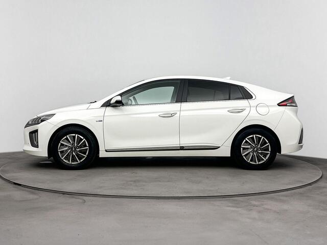 Hyundai IONIQ Premium EV 38 kWh | Electrische verstelbare stoelen | achteruit camera | Climate Controle | Navi |