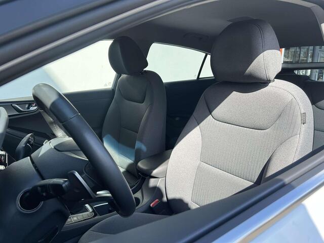 Hyundai IONIQ 1.6 GDi Comfort | Parkeercamera | Navi | Prijs is rijklaar
