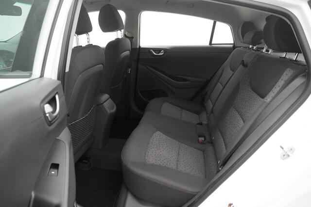 Hyundai IONIQ BWJ 2019 Comfort EV 120 PK | NWE APK CLIMA / NAVI / CRUISE / CARPLAY / ACHTERUITRIJCAMERA / LMV / PDC