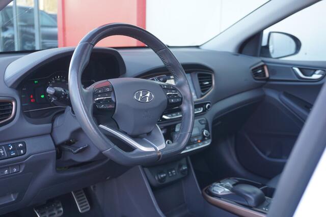 Hyundai IONIQ Premium EV | Schuif-/kanteldak | ACC | Camera | Infinity Sound | Leder | Origineel NL |