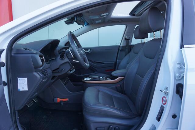 Hyundai IONIQ Premium EV | Schuif-/kanteldak | ACC | Camera | Infinity Sound | Leder | Origineel NL |