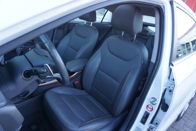 Hyundai IONIQ Premium EV | Schuif-/kanteldak | ACC | Camera | Infinity Sound | Leder | Origineel NL |