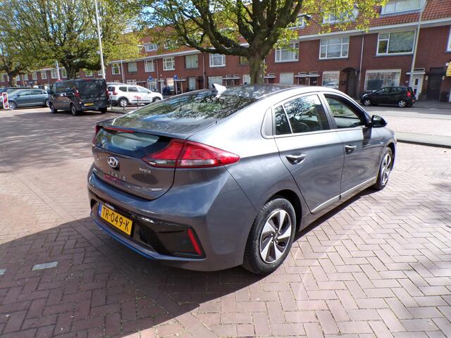 Hyundai IONIQ 1.6 GDi i-Motion HYBRIDE BENZINE AUTOMAAT