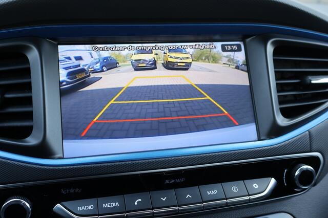 Hyundai IONIQ 1.6 GDi First Edition | Camera | Navi | Carplay | Schuifdak |